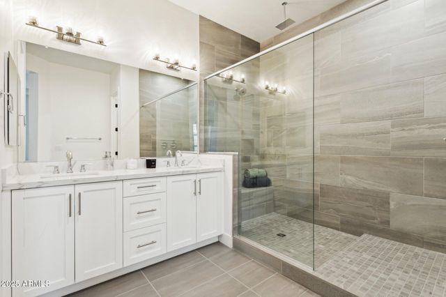 1 EASY Street 4, Carefree, AZ 85377