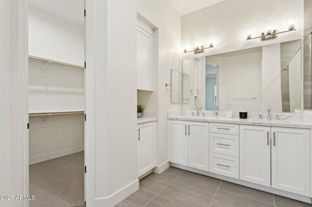 1 EASY Street 4, Carefree, AZ 85377