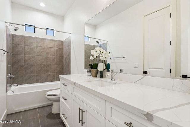 1 EASY Street 4, Carefree, AZ 85377