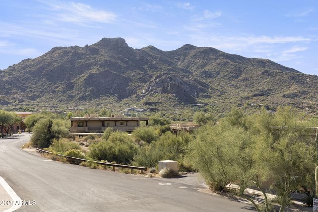 1 EASY Street 4, Carefree, AZ 85377