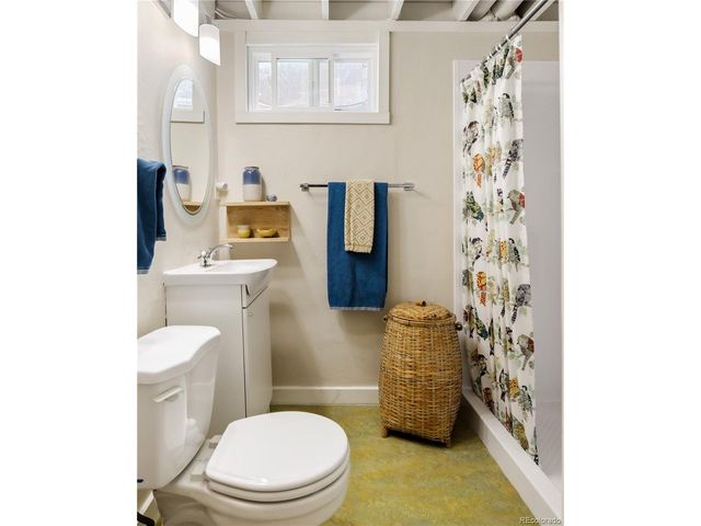 6585 E Colorado Dr, Denver, CO 80224