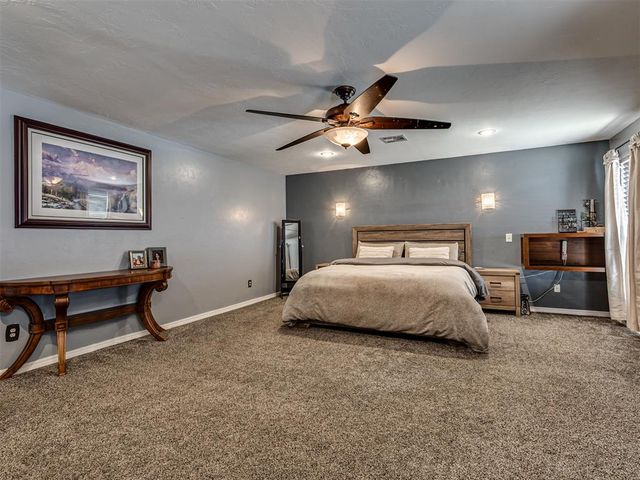 29353 Oklahoma Street, Harrah, OK 73045