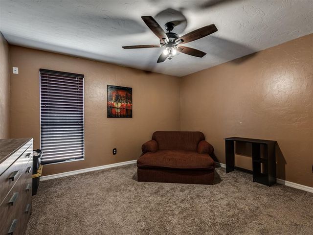 29353 Oklahoma Street, Harrah, OK 73045