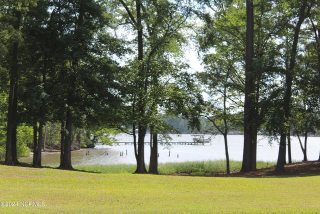 276 Maritime Loop Drive, Bath, NC 27808