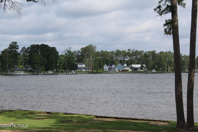 276 Maritime Loop Drive, Bath, NC 27808