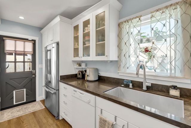 1500 33rd St, Sacramento, CA 95816