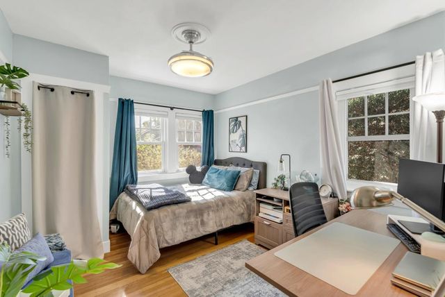 1500 33rd St, Sacramento, CA 95816