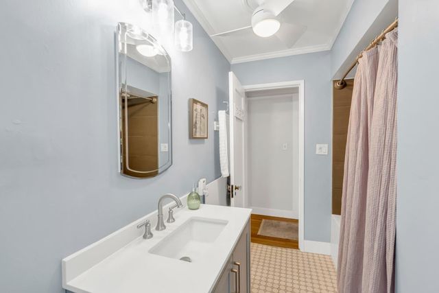 1500 33rd St, Sacramento, CA 95816