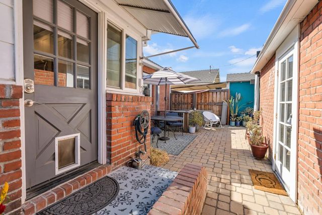 1500 33rd St, Sacramento, CA 95816