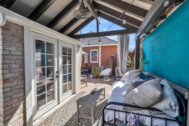 1500 33rd St, Sacramento, CA 95816
