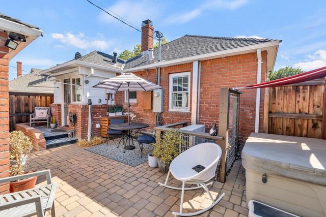 1500 33rd St, Sacramento, CA 95816