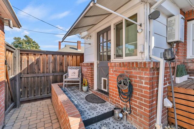 1500 33rd St, Sacramento, CA 95816