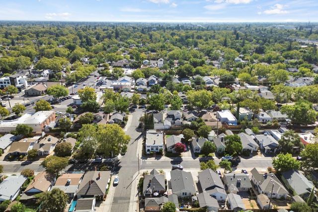 1500 33rd St, Sacramento, CA 95816
