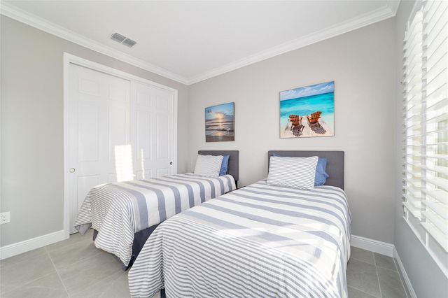 10318 SW 96TH LOOP, Ocala, FL 34481