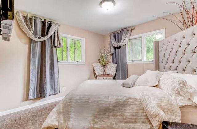 1630 Weymouth Street, West Bloomfield, MI 48324