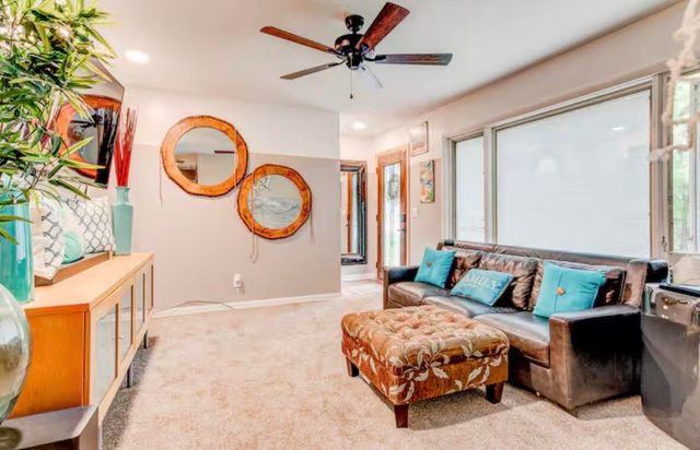 1630 Weymouth Street, West Bloomfield, MI 48324