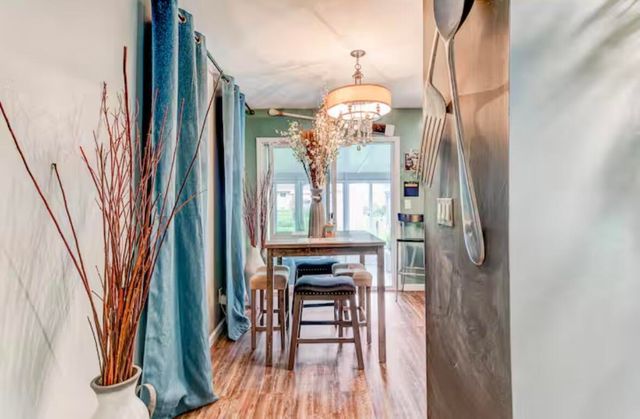 1630 Weymouth Street, West Bloomfield, MI 48324