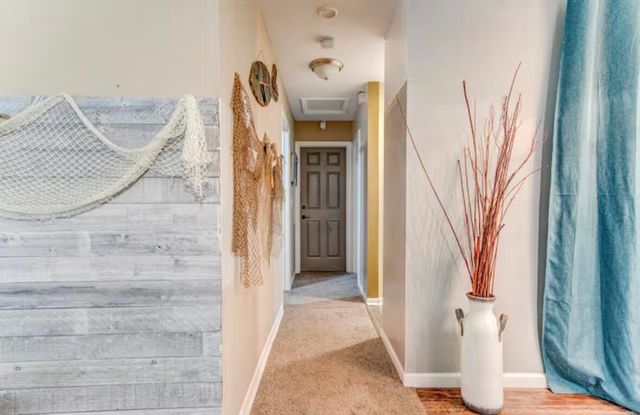 1630 Weymouth Street, West Bloomfield, MI 48324