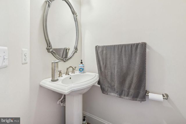 124 LIRIOPE PL, Gaithersburg, MD 20878