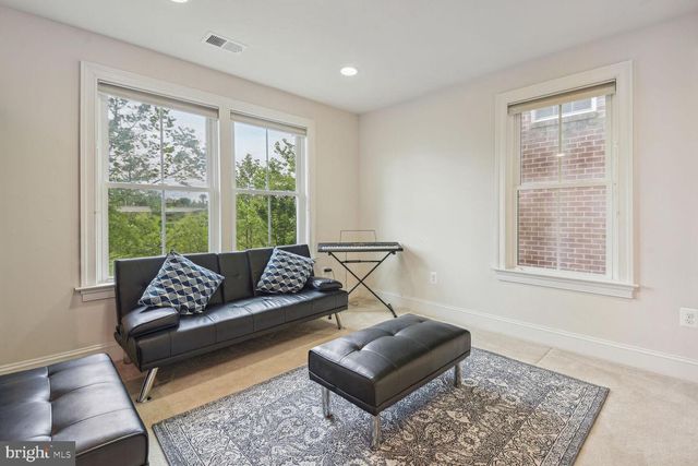 124 LIRIOPE PL, Gaithersburg, MD 20878