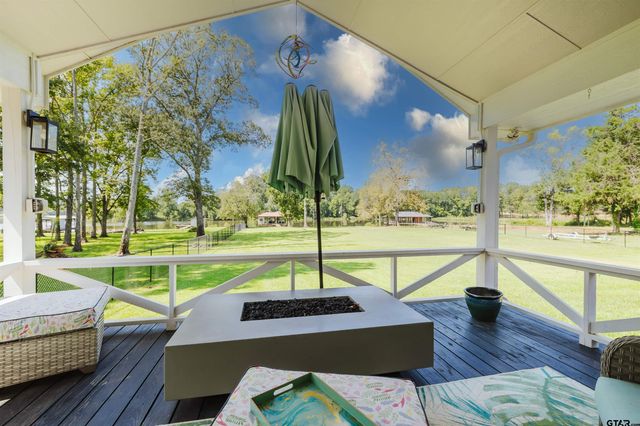 713 County Road 3608, Bullard, TX 75757