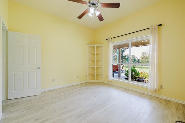 713 County Road 3608, Bullard, TX 75757