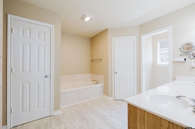 713 County Road 3608, Bullard, TX 75757