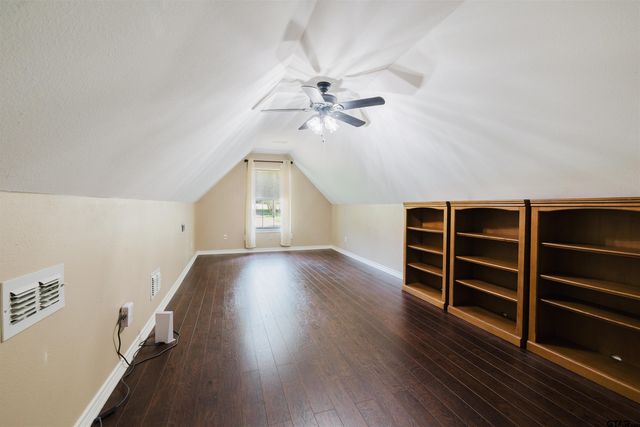 713 County Road 3608, Bullard, TX 75757