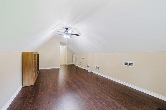 713 County Road 3608, Bullard, TX 75757