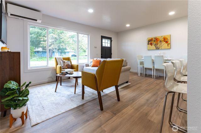 1005 Emerald Street, Milton, WA 98354