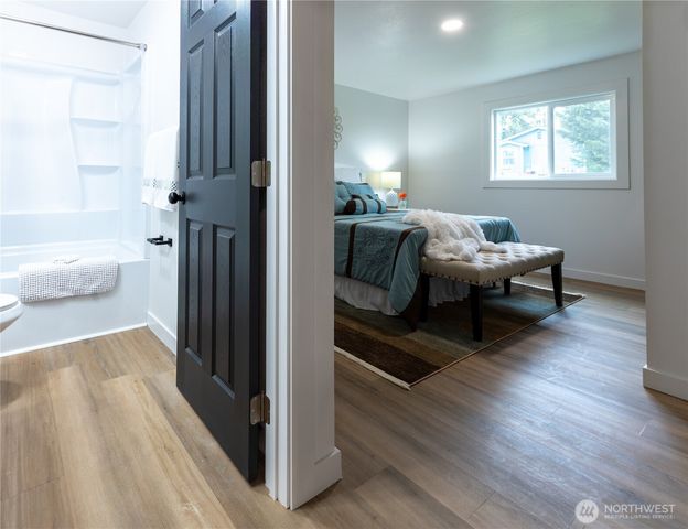 1005 Emerald Street, Milton, WA 98354