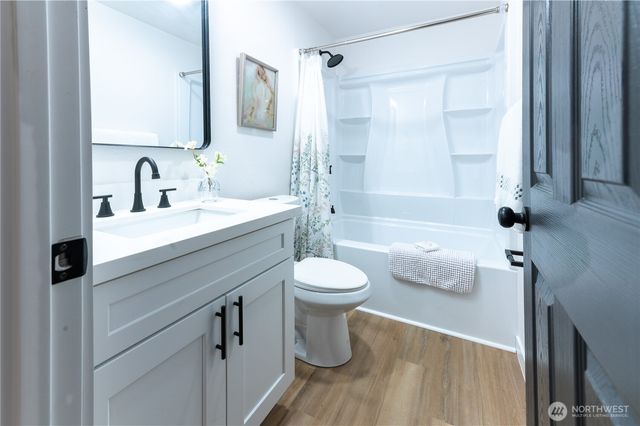 1005 Emerald Street, Milton, WA 98354