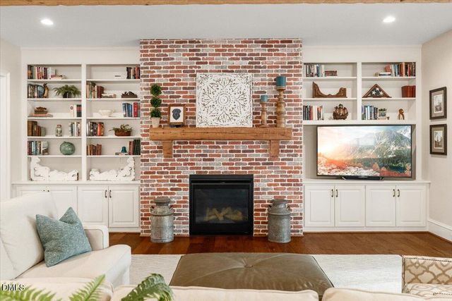 10 Sourwood Court, Youngsville, NC 27596