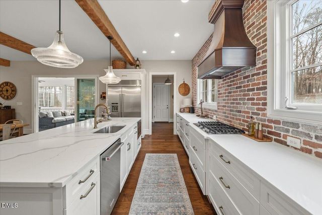 10 Sourwood Court, Youngsville, NC 27596