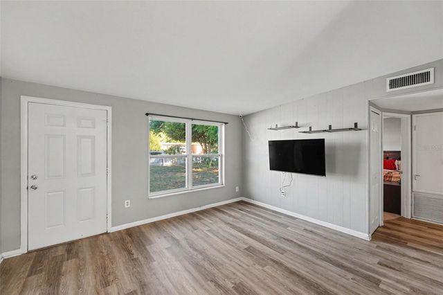 8036 ROSE TERRACE, Seminole, FL 33777