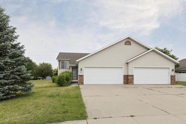 513 Reena Avenue, Fort Atkinson, WI 53538