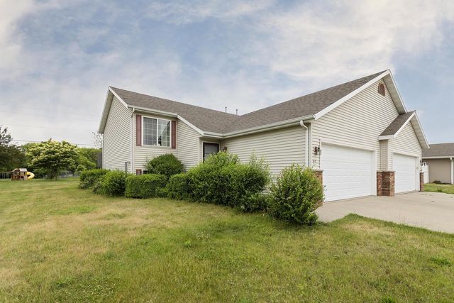 513 Reena Avenue, Fort Atkinson, WI 53538