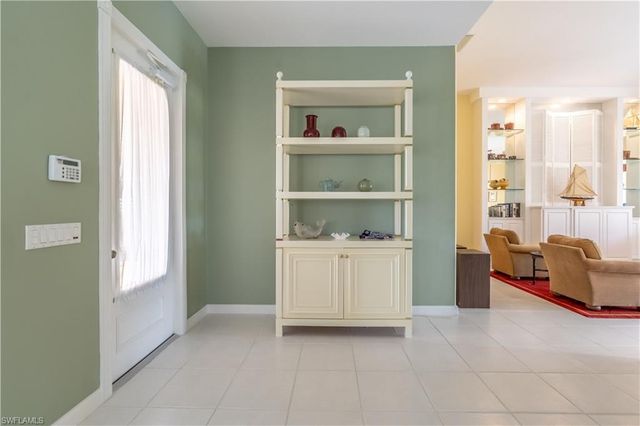 7337 Donatello CT, Naples, FL 34114