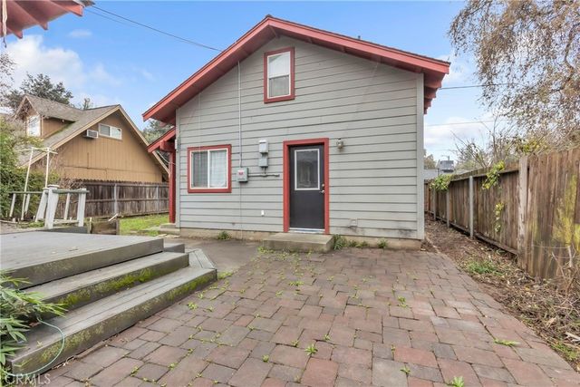 1220 Chestnut Street, Chico, CA 95928