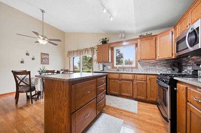 7616 Peltier Lake Drive, Lino Lakes, MN 55038