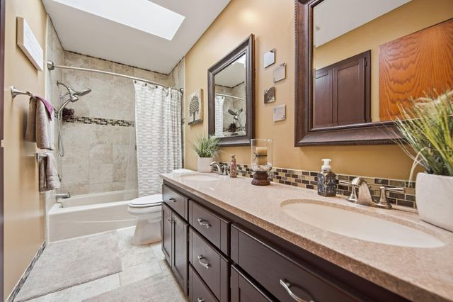 7616 Peltier Lake Drive, Lino Lakes, MN 55038
