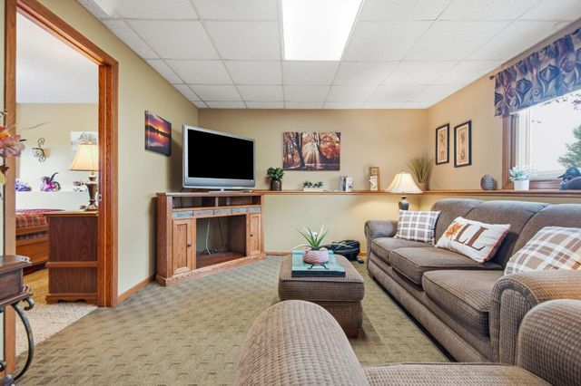 7616 Peltier Lake Drive, Lino Lakes, MN 55038