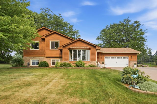 7616 Peltier Lake Drive, Lino Lakes, MN 55038