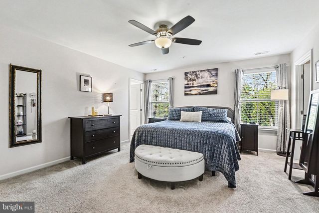 4335 SECRETARIAT ST, Harrisburg, PA 17112