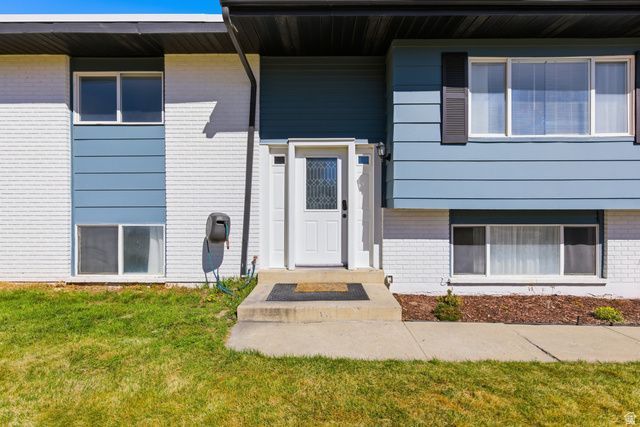 3856 W MOORGATE AVE, Salt Lake City, UT 84120