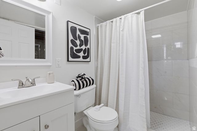 3856 W MOORGATE AVE, Salt Lake City, UT 84120