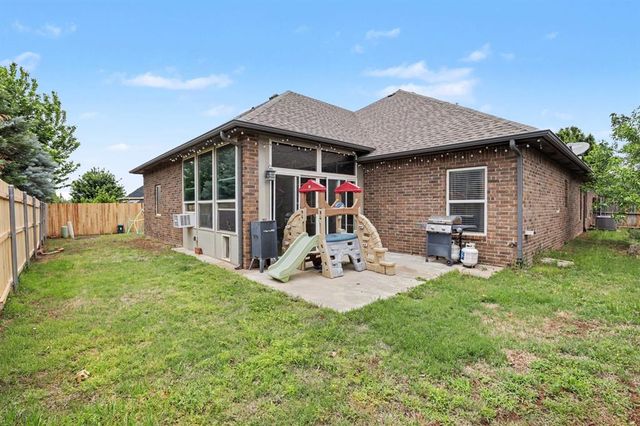 908 NW 186th Street, Edmond, OK 73012