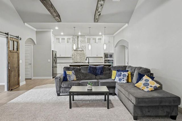 908 NW 186th Street, Edmond, OK 73012