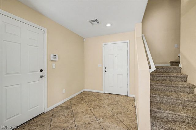 10446 Wildflower Gully Street, Las Vegas, NV 89178