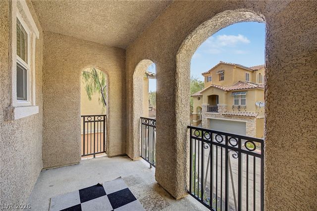 10446 Wildflower Gully Street, Las Vegas, NV 89178